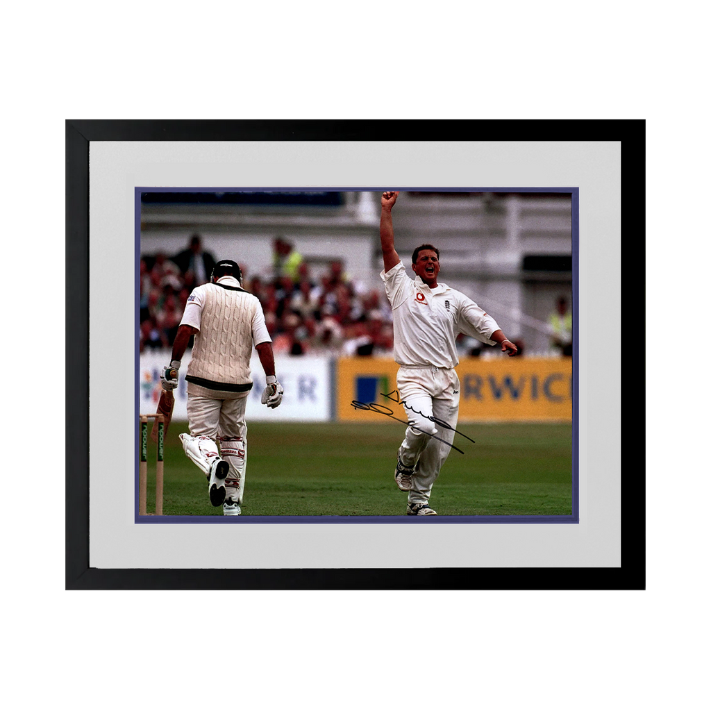 Darren Gough Signed England Cricket 16x12 Image Deluxe Mount Frame