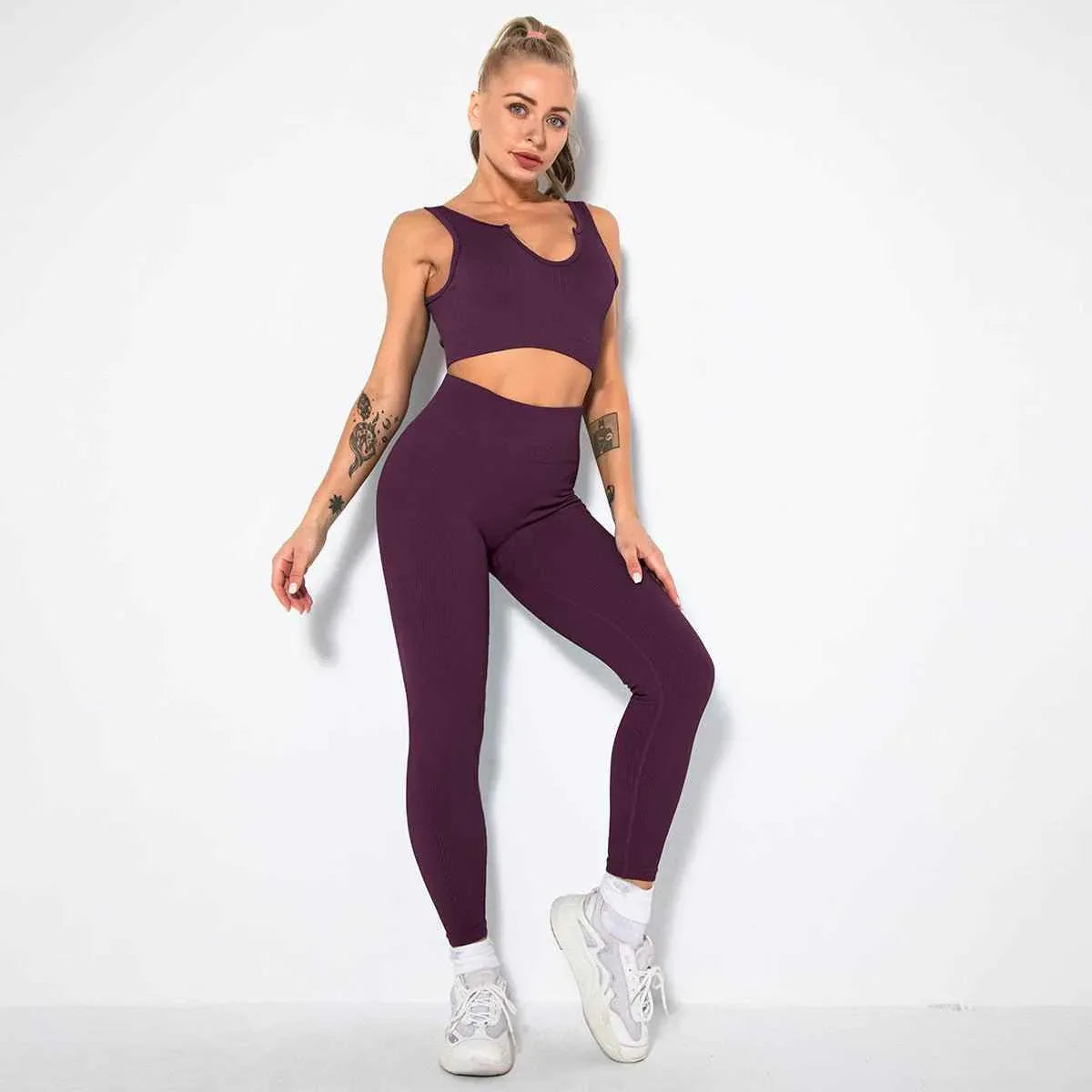 Seamless Sexy 2 Piece Active Wear Set - Women's U V Neck Gym Leggings & Top for Yoga & Fitness