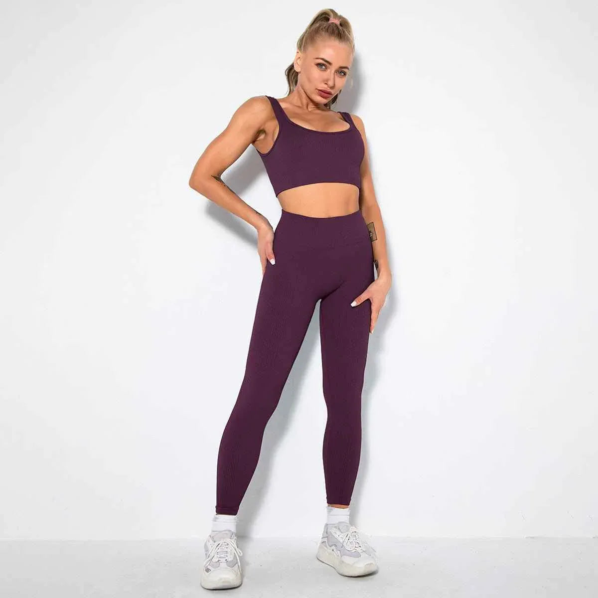 Seamless Sexy 2 Piece Active Wear Set - Women's U V Neck Gym Leggings & Top for Yoga & Fitness