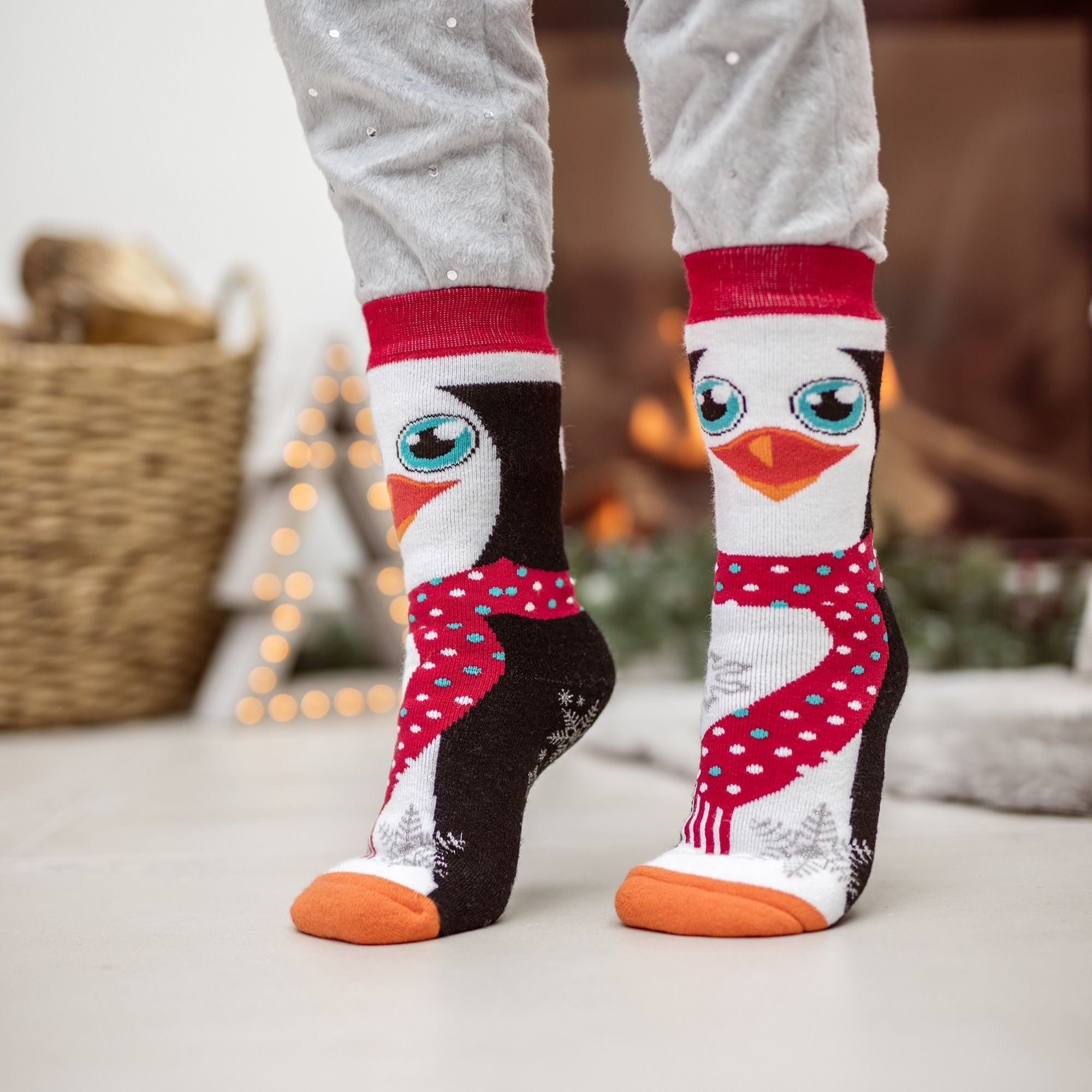 Ladies Christmas Non Slip Thermal Slipper Socks with Grippers
