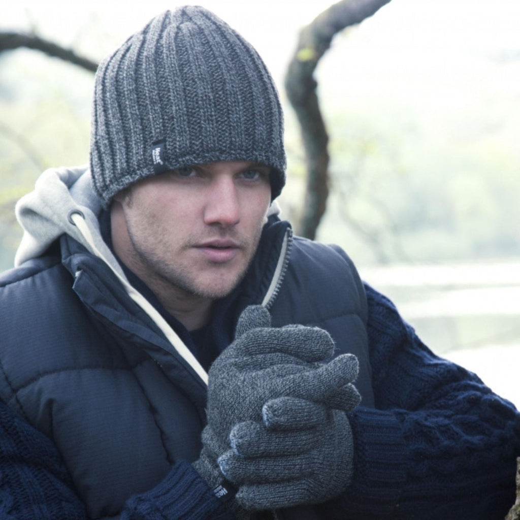 Heat Holders Men’s Thermal Hat & Gloves Set