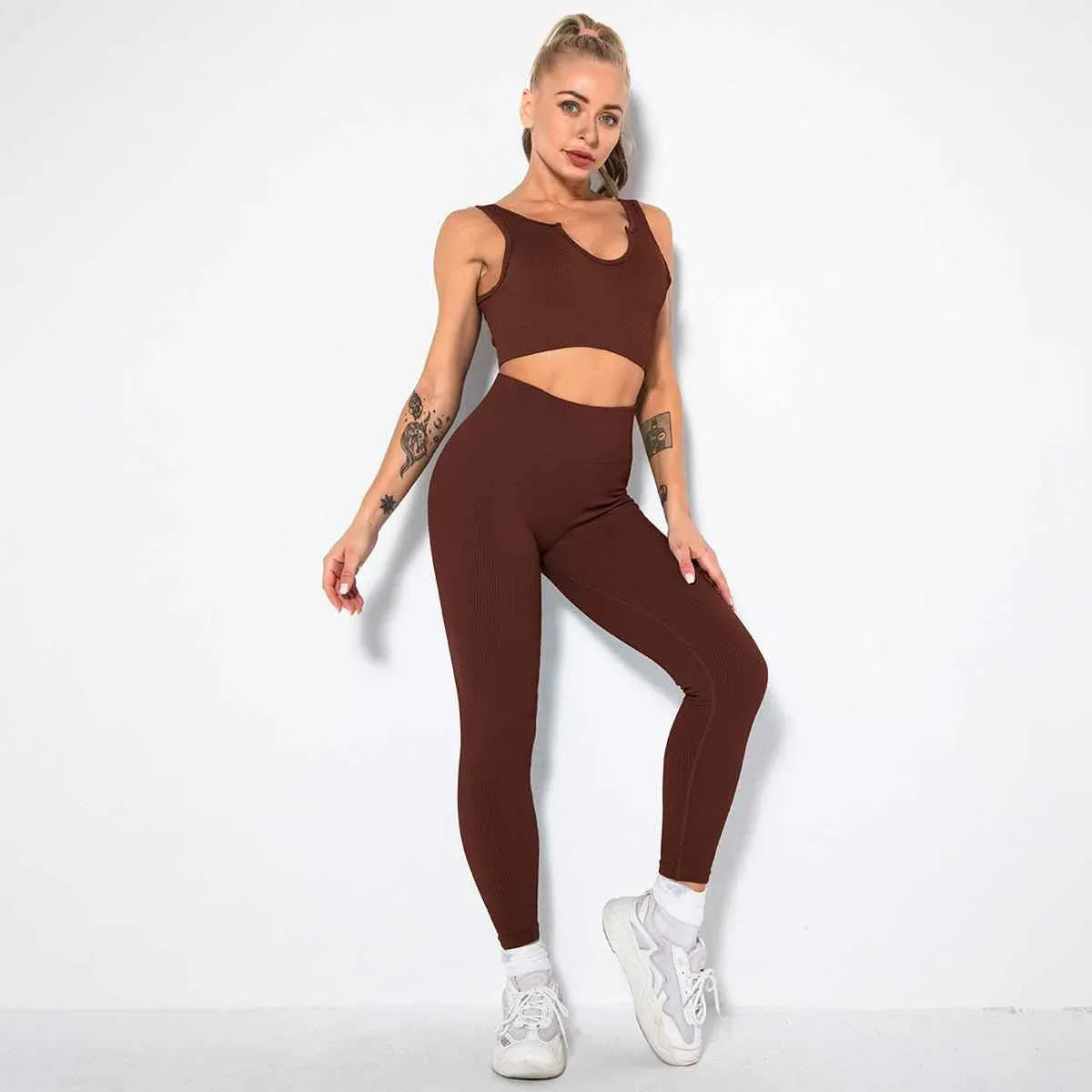Seamless Sexy 2 Piece Active Wear Set - Women's U V Neck Gym Leggings & Top for Yoga & Fitness