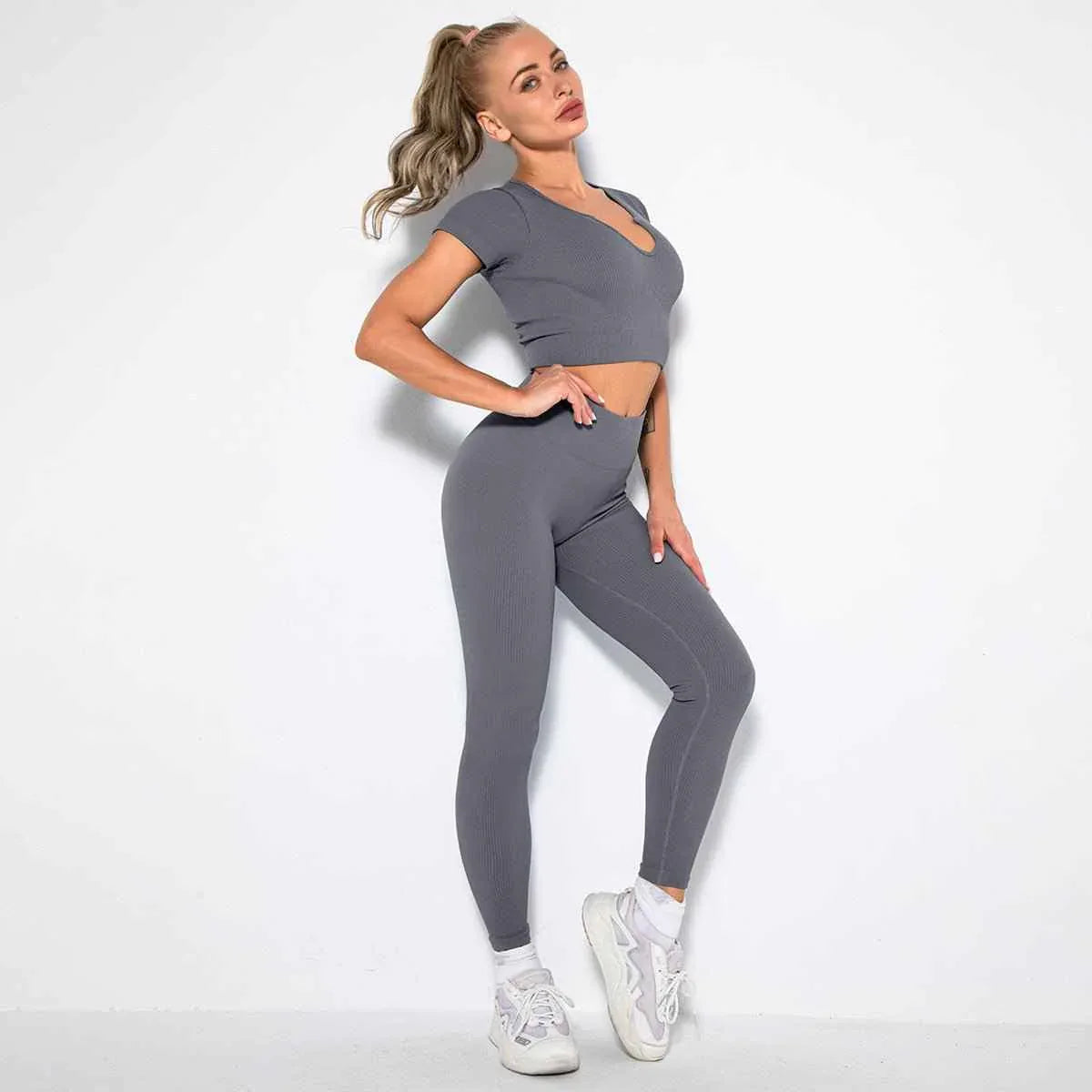 Seamless Sexy 2 Piece Active Wear Set - Women's U V Neck Gym Leggings & Top for Yoga & Fitness