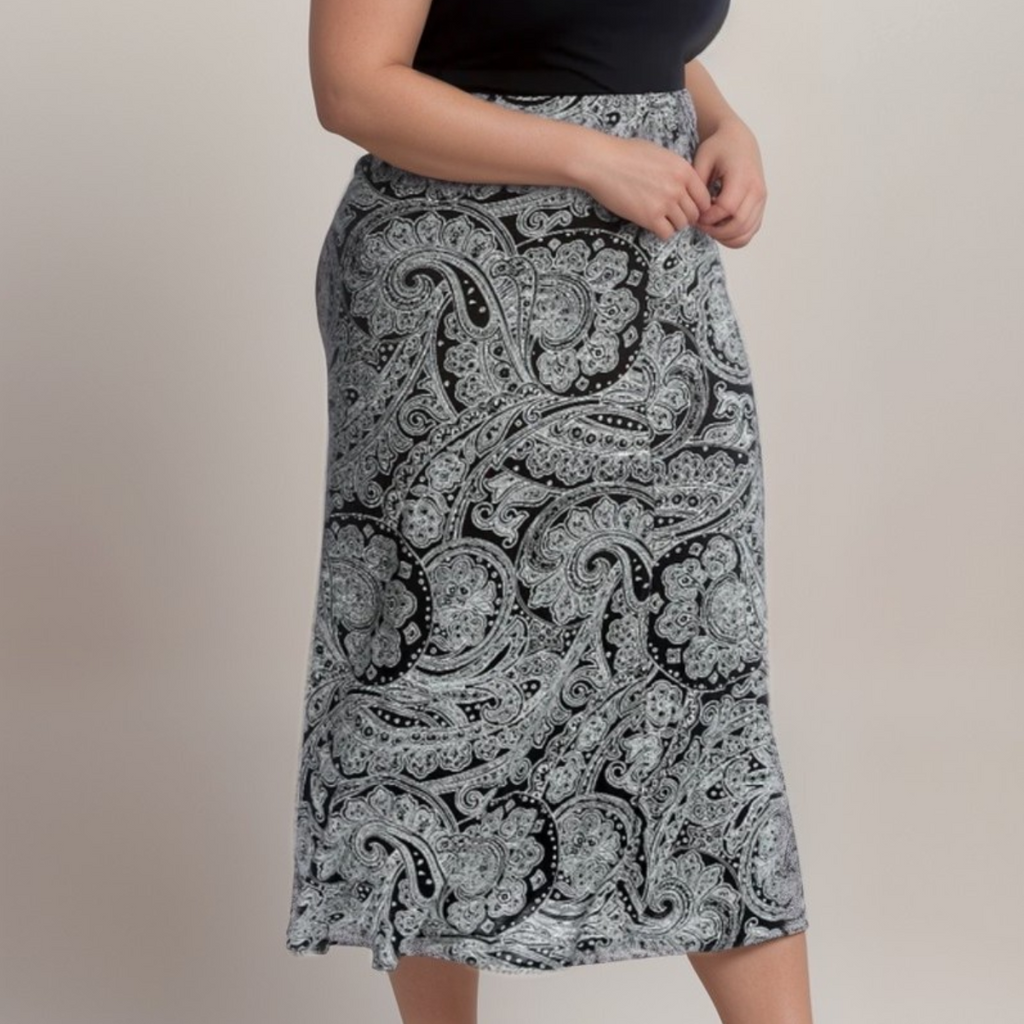 BLACK WHITE PAISLEY MAXI SKIRT