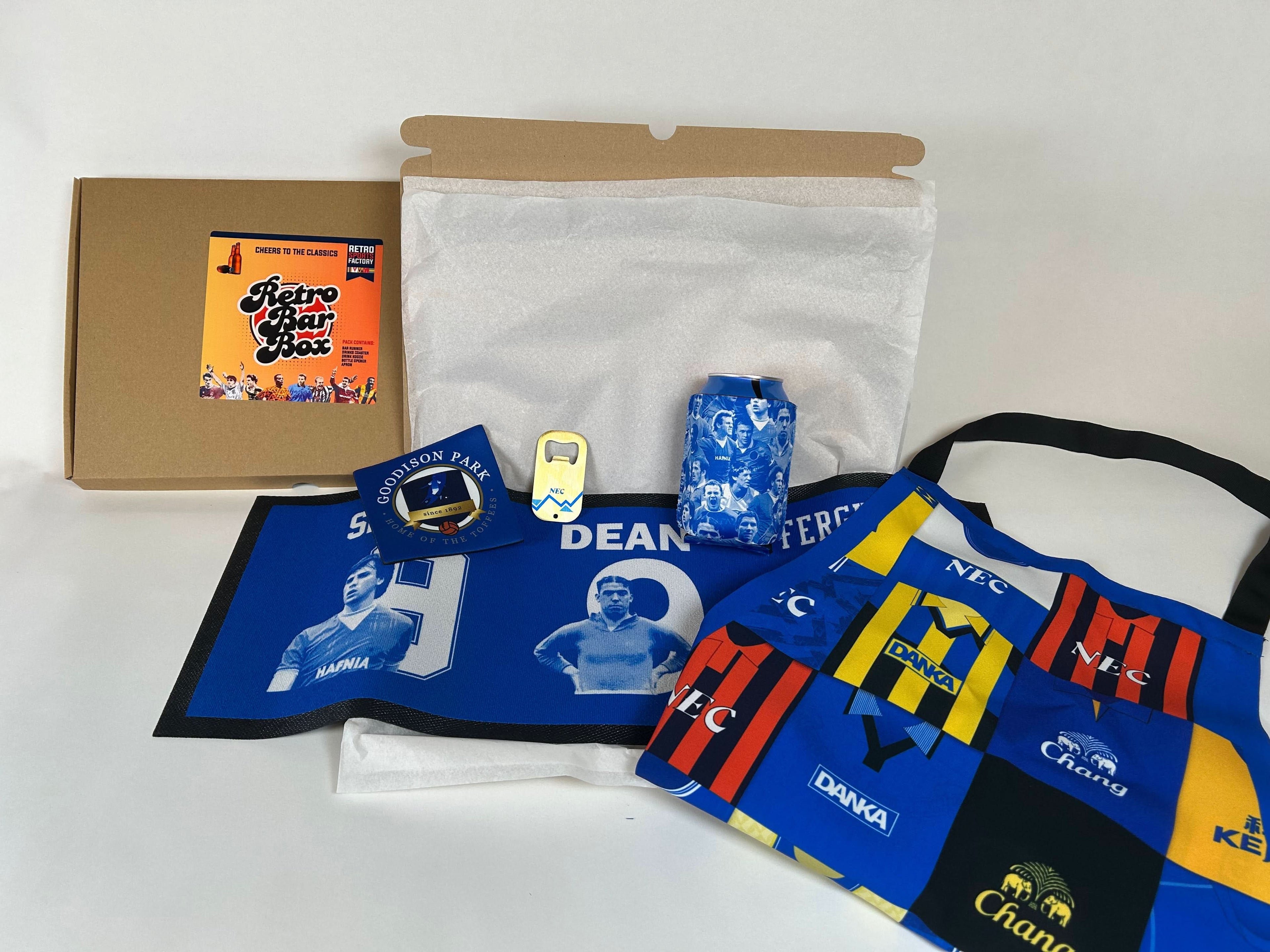 Everton Football Father's Day Bar Box | Retro Man Cave Set