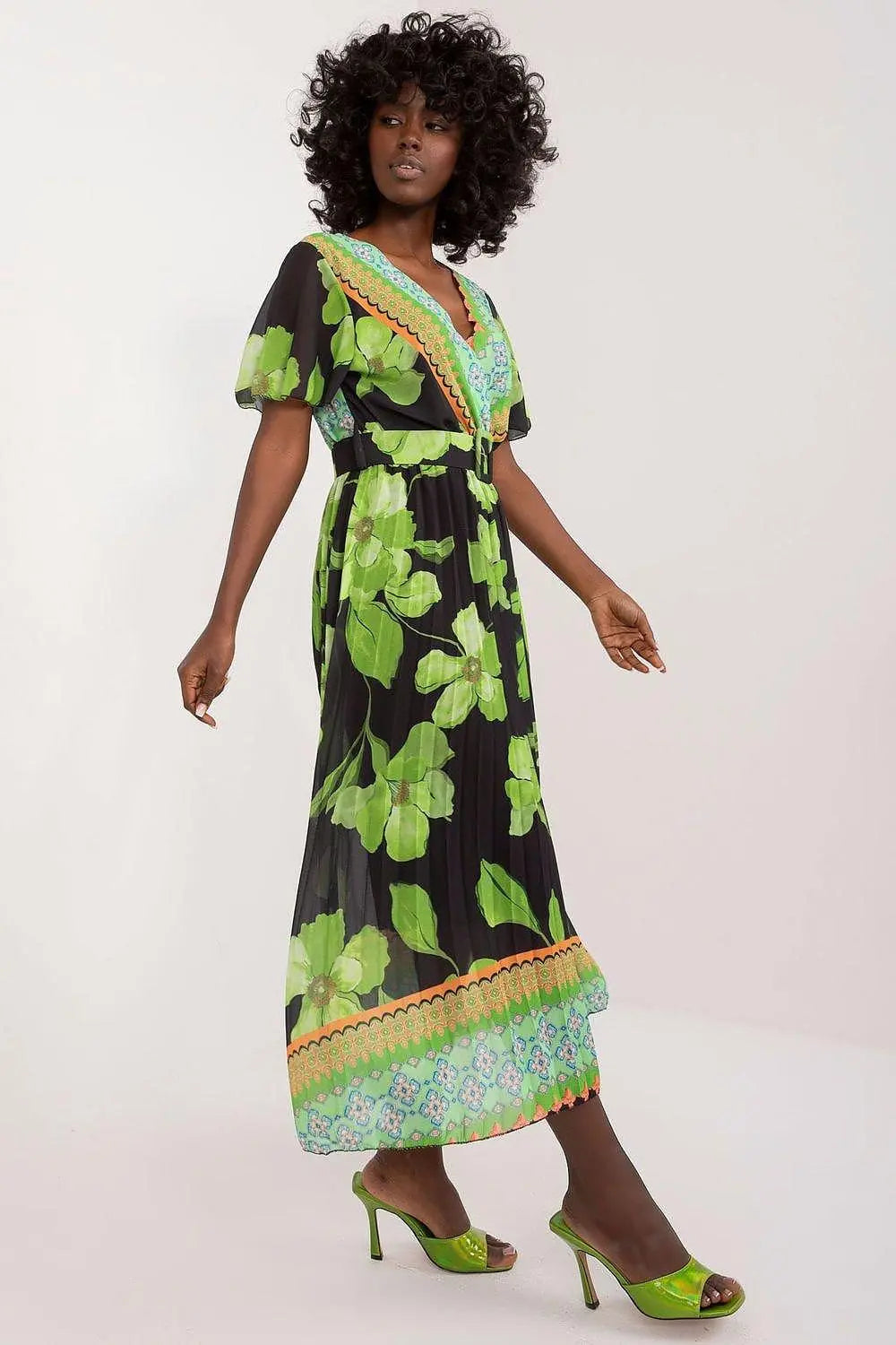 Italy Moda summer daydress with short sleeves in the form of frills