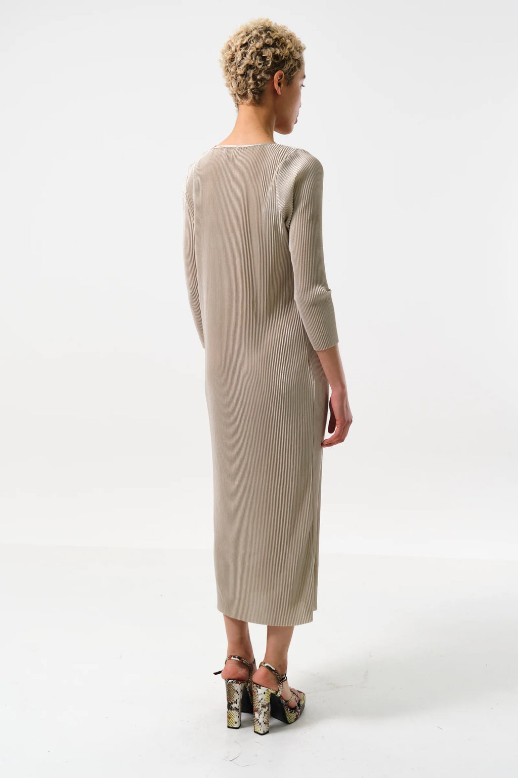 Joeva Pleated Midi Dress - Stone