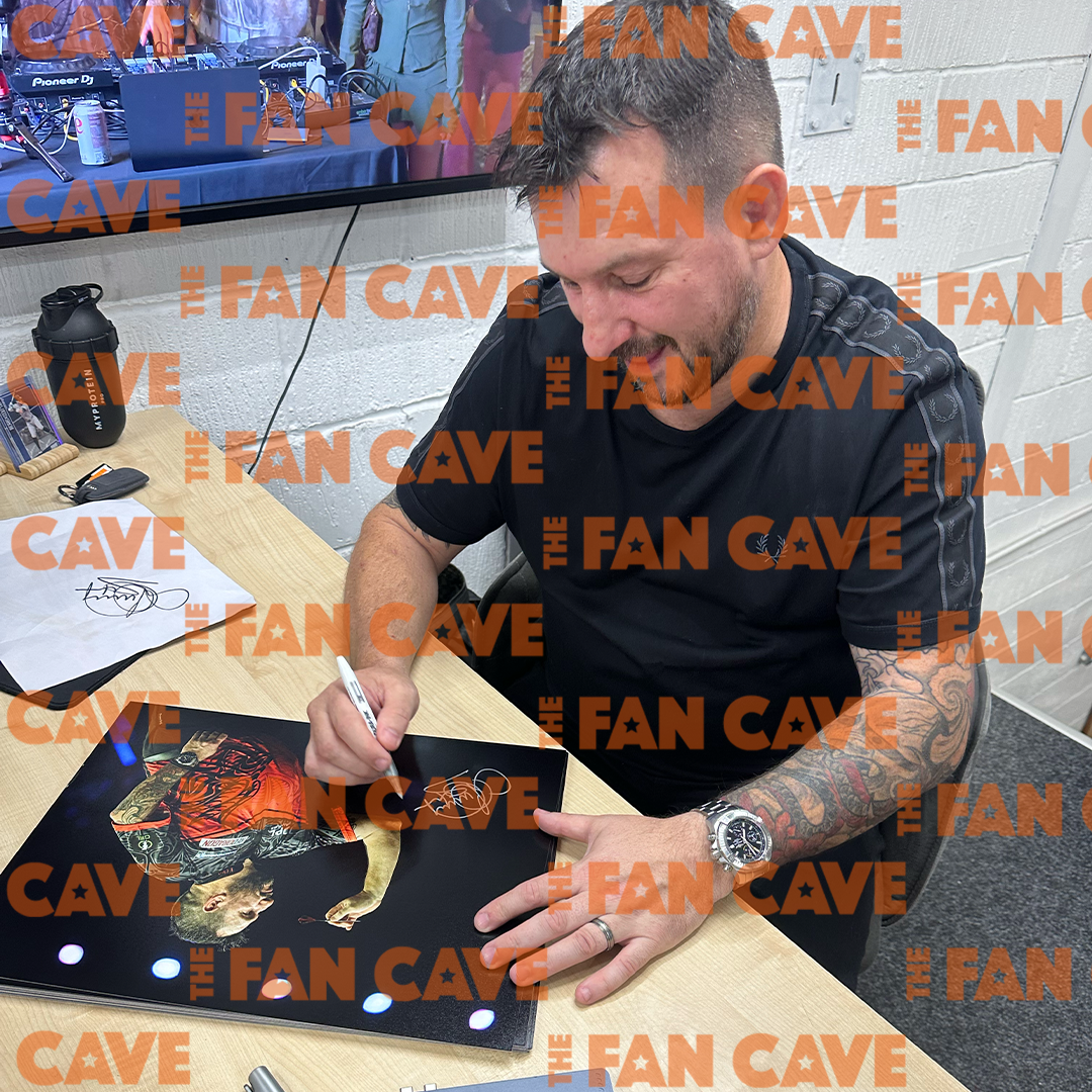 Jonny Clayton Signed 16x12 Image Deluxe Mount #3