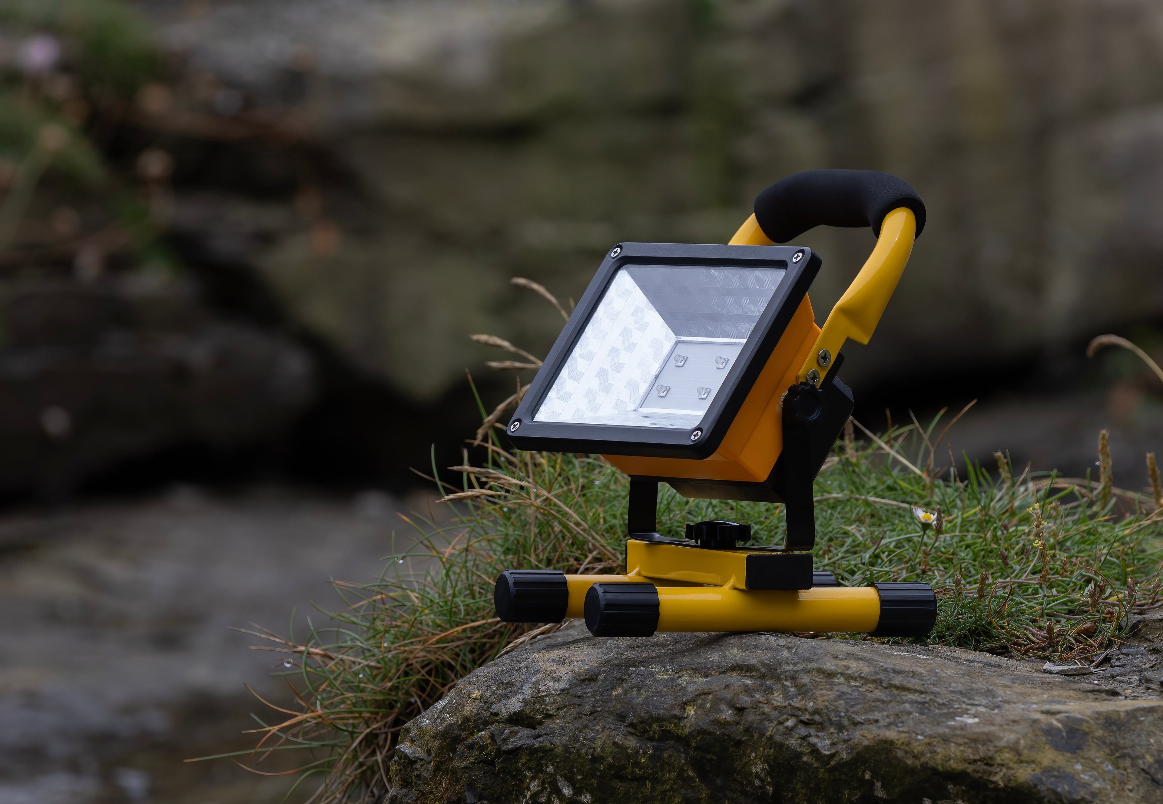 Nightfox Arc | Powerful IR Floodlight | Wide beam | USB-C
