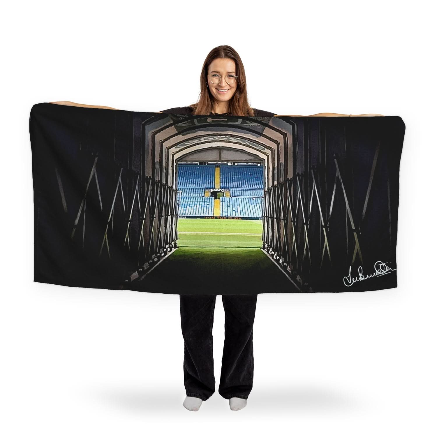 Lee Buccilli - Tunnel - Beach Towel - 150cm x 75cm