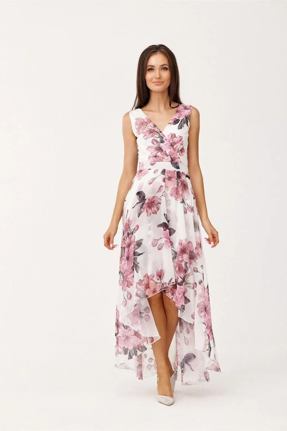 Roco Fashion maxi dress is made of light and delicate chiffon, which will be very comfortable to wear