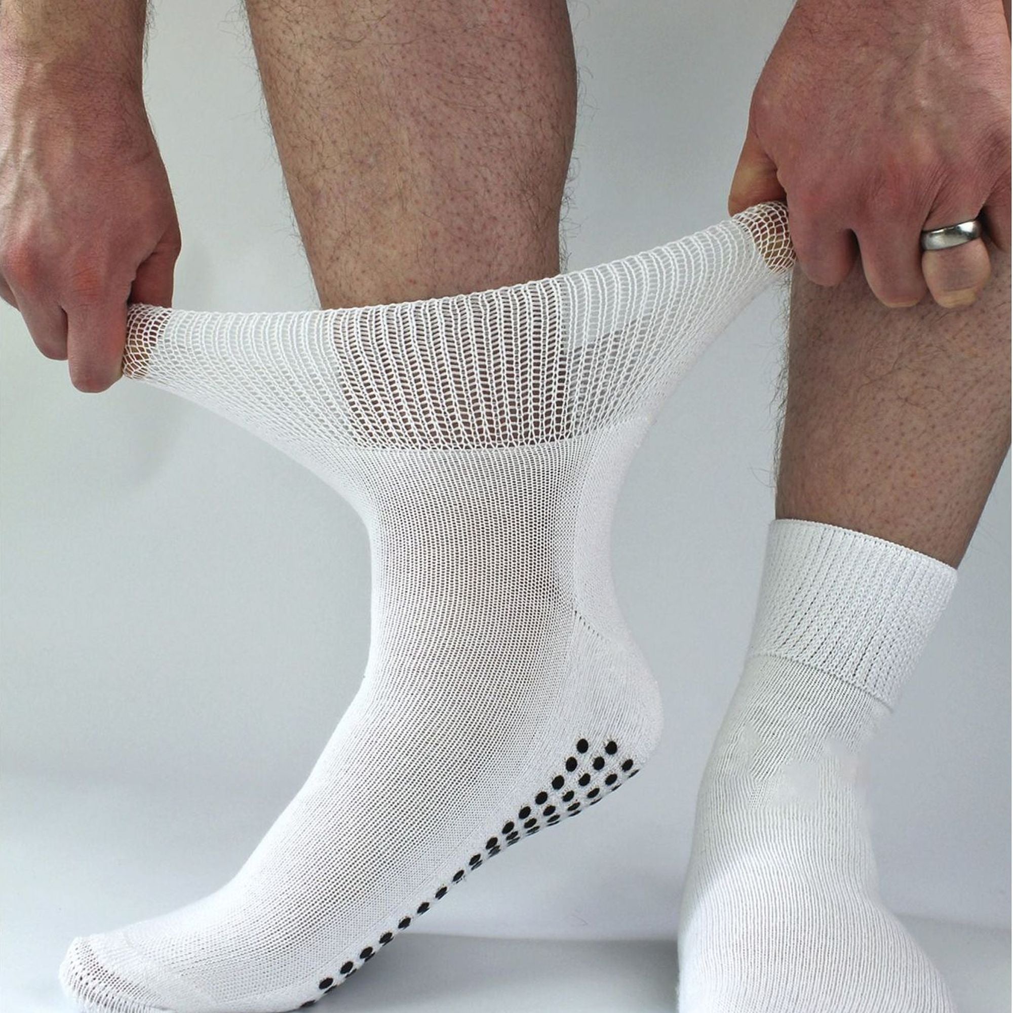 4 Pack Short Bamboo Diabetic Socks With Grips for Men and Women