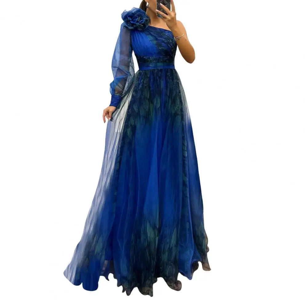 2024 Womens Evening Dress One Shoulder Pleated Pleated Mesh Single Long Sleeve