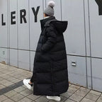 Women's Thickened Padded Cotton Parka Over-The-Knee Long Black down Coat Winter Warm Fashion Zipper Closure Slim Fit Female Jacket