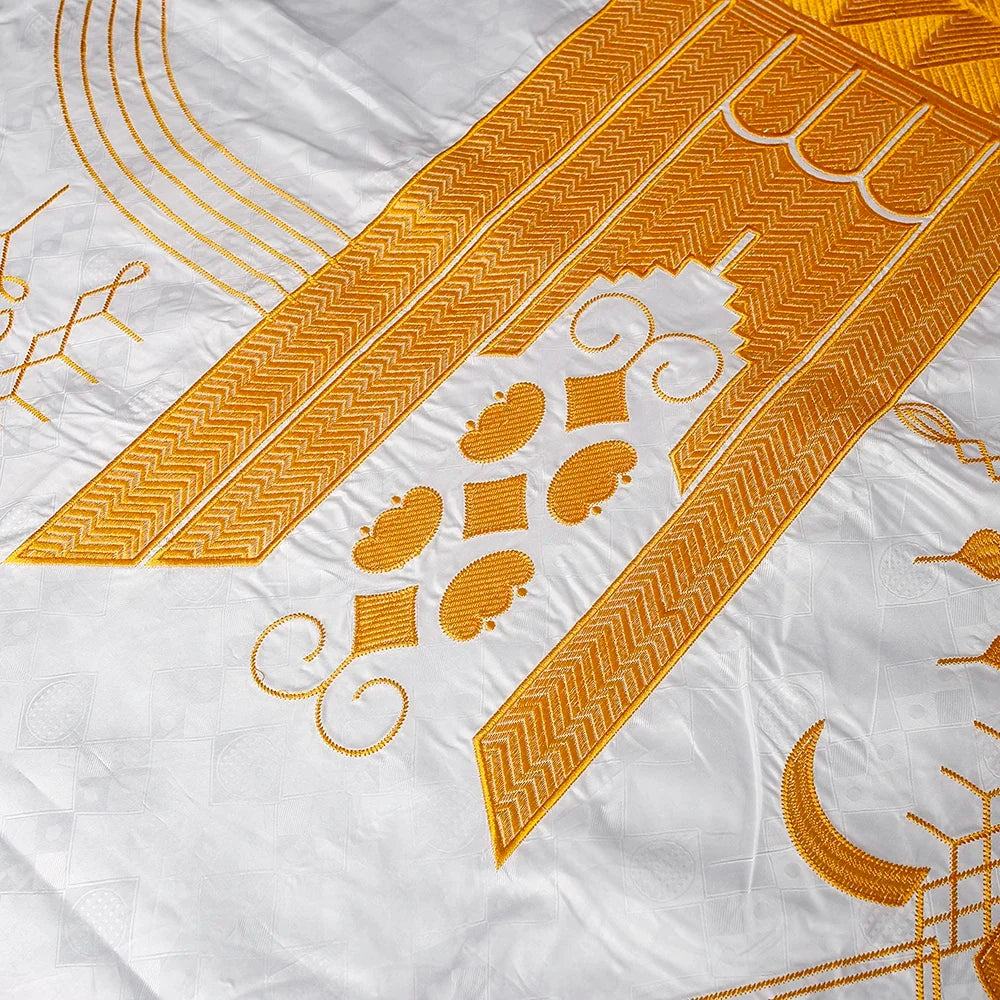 Family Matching African Wedding Outfits For Husband and Wife Bazin Riche Robes Custom Couple Dashiki Set Boy Kid white Dress