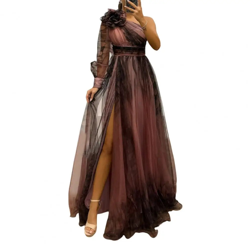 2024 Womens Evening Dress One Shoulder Pleated Pleated Mesh Single Long Sleeve