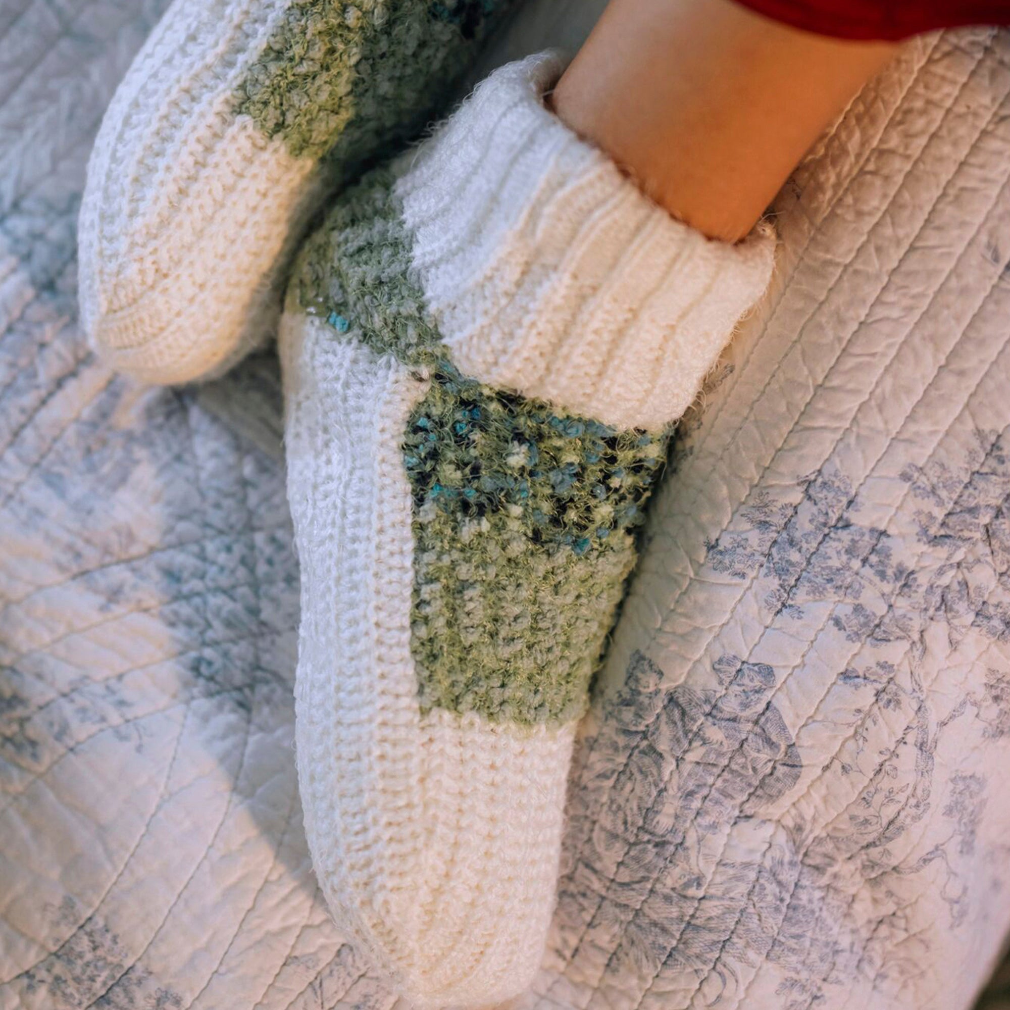 1 Pair Ladies Sherpa Lined Slipper Socks - Warm Fluffy Cosy Indoor Comfort