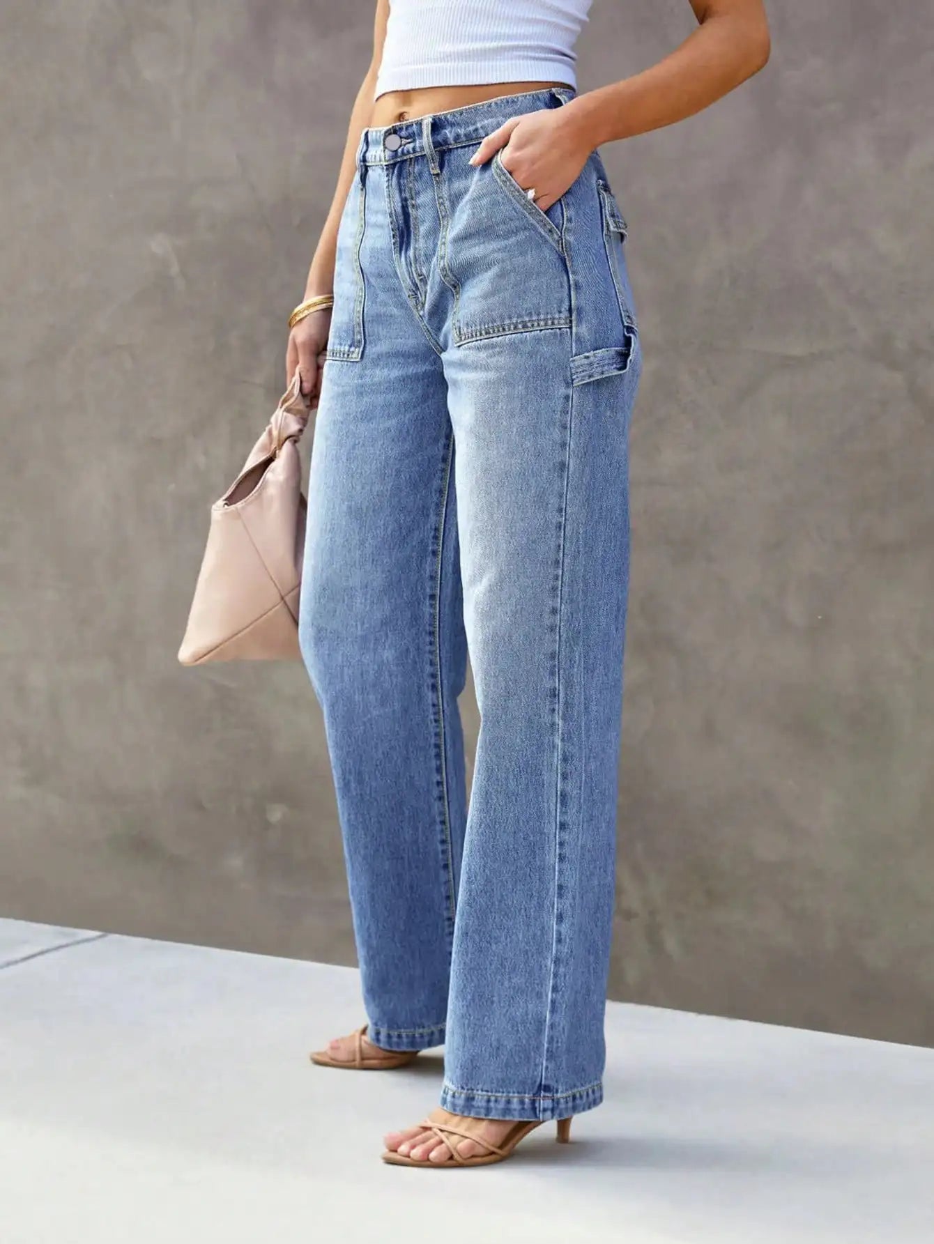 Women’s Wide Leg Cargo Jeans – Mid-Waist Straight Leg Denim