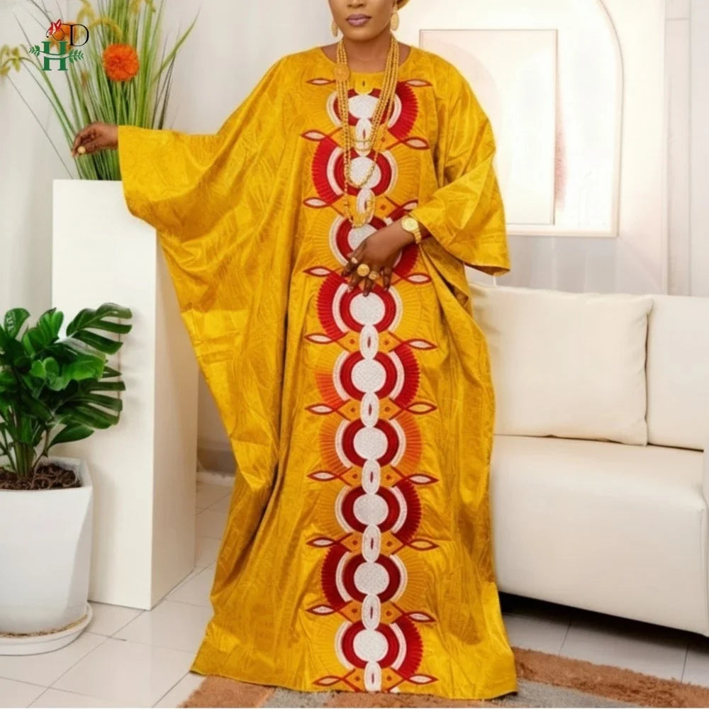 Women's Luxury Elegant Embroidery Traditional outfit with Scarf