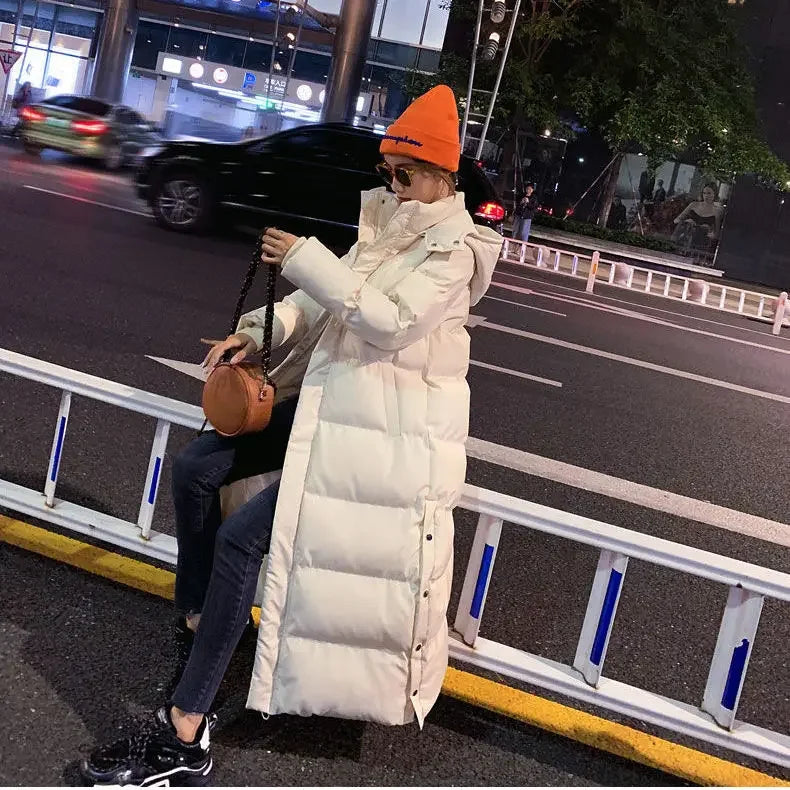 Women's Thickened Padded Cotton Parka Over-The-Knee Long Black down Coat Winter Warm Fashion Zipper Closure Slim Fit Female Jacket