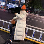 Women's Thickened Padded Cotton Parka Over-The-Knee Long Black down Coat Winter Warm Fashion Zipper Closure Slim Fit Female Jacket
