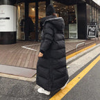Women's Thickened Padded Cotton Parka Over-The-Knee Long Black down Coat Winter Warm Fashion Zipper Closure Slim Fit Female Jacket