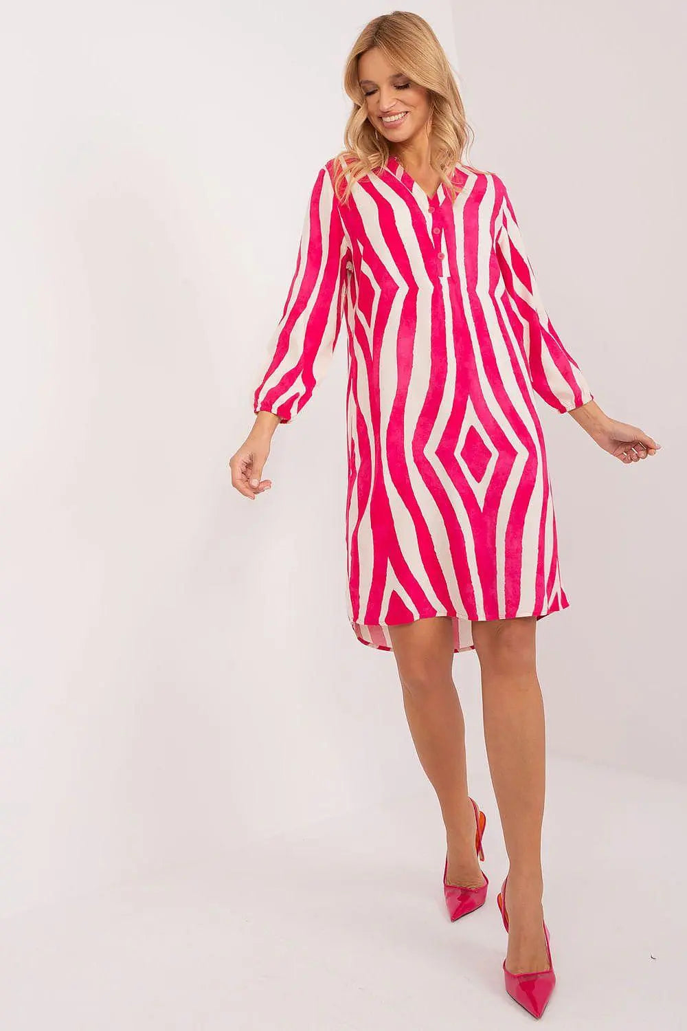 Sublevel comfort, style, and ecological awareness summer daydress