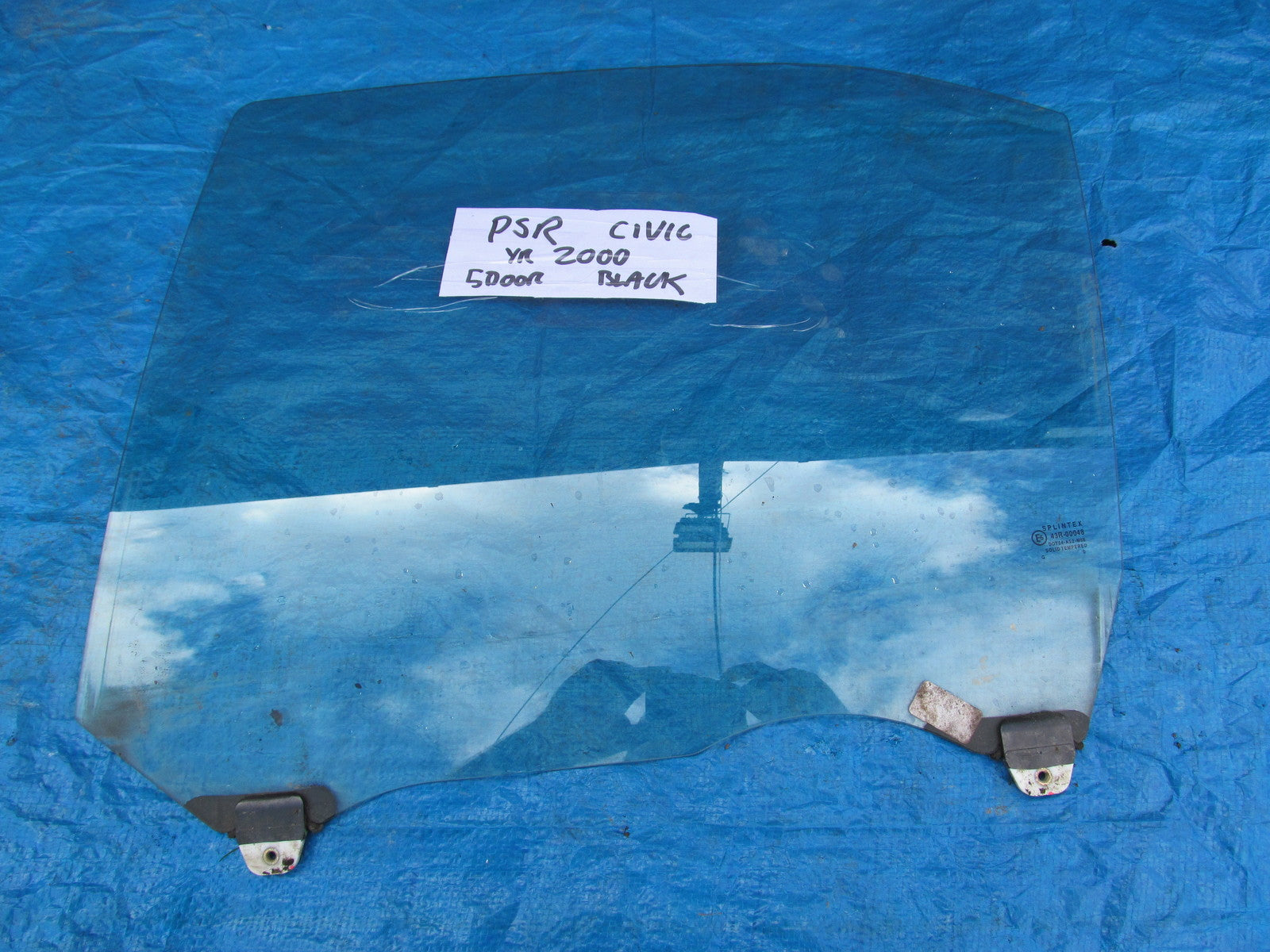 WINDOW GLASS REAR N/S PASSENGER from HONDA CIVIC 1.4 S HATCHBACK YEAR 2000