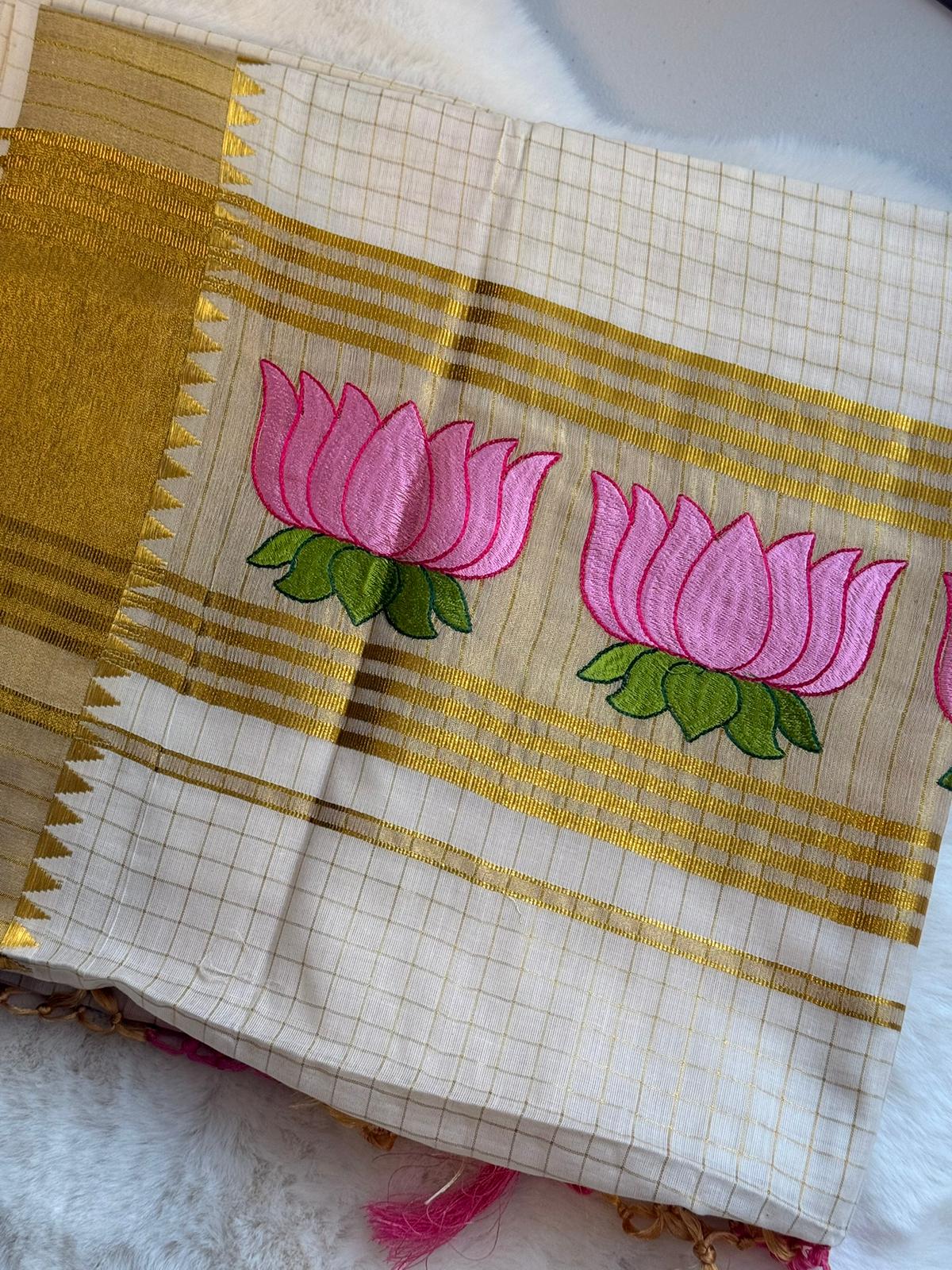 Elegant Lotus Bloom Kerala Kasavu Saree