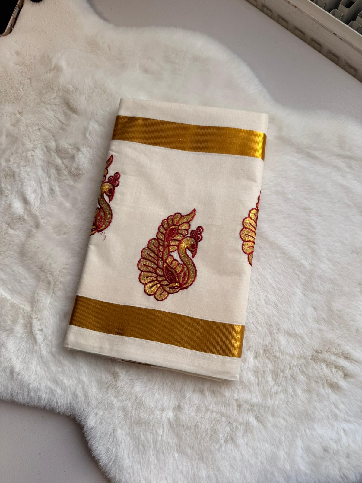 Royal Mayura Kerala Kasavu Saree