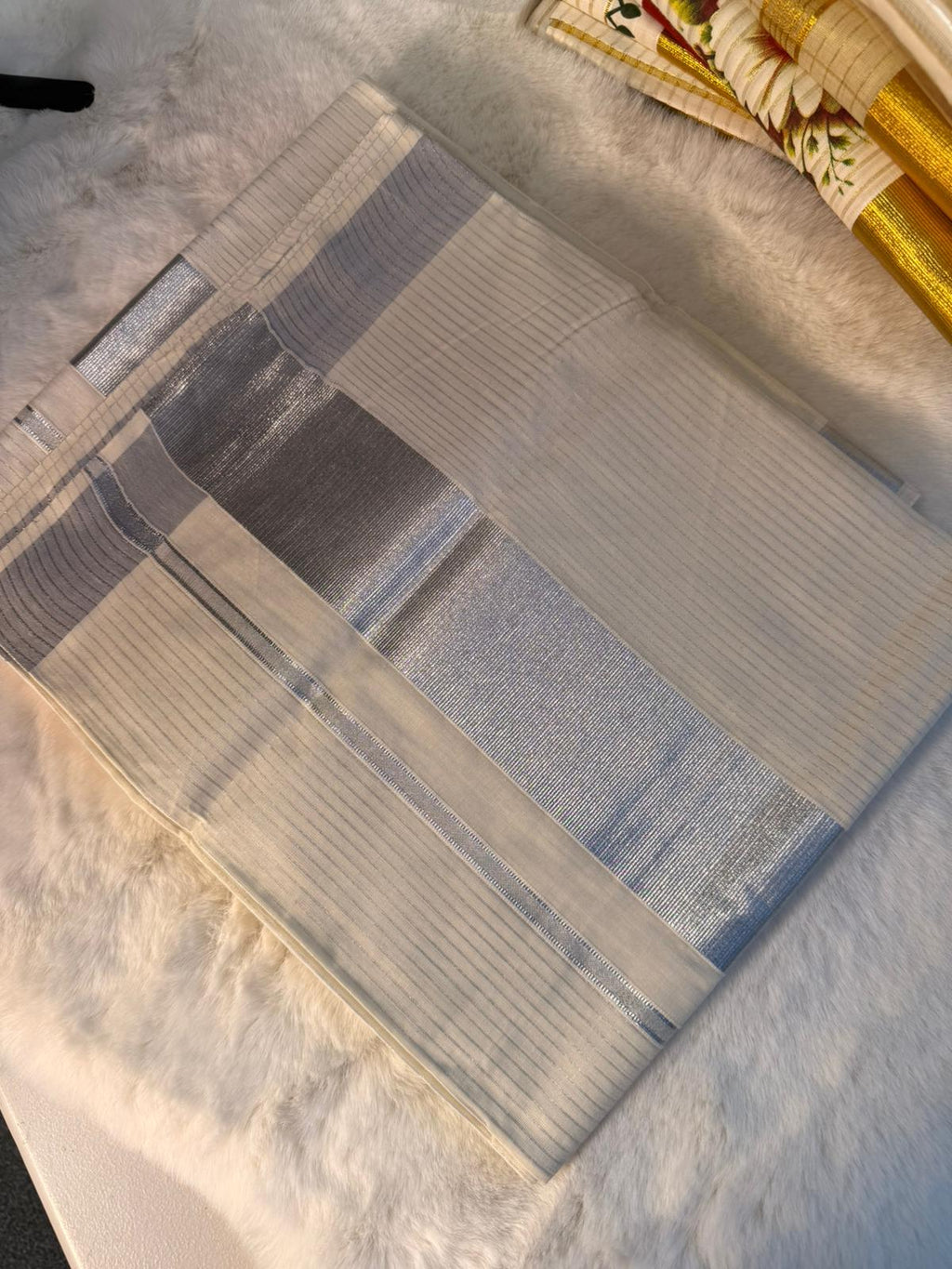 Elegant Silver Kasavu Saree with Minimal Metallic Border