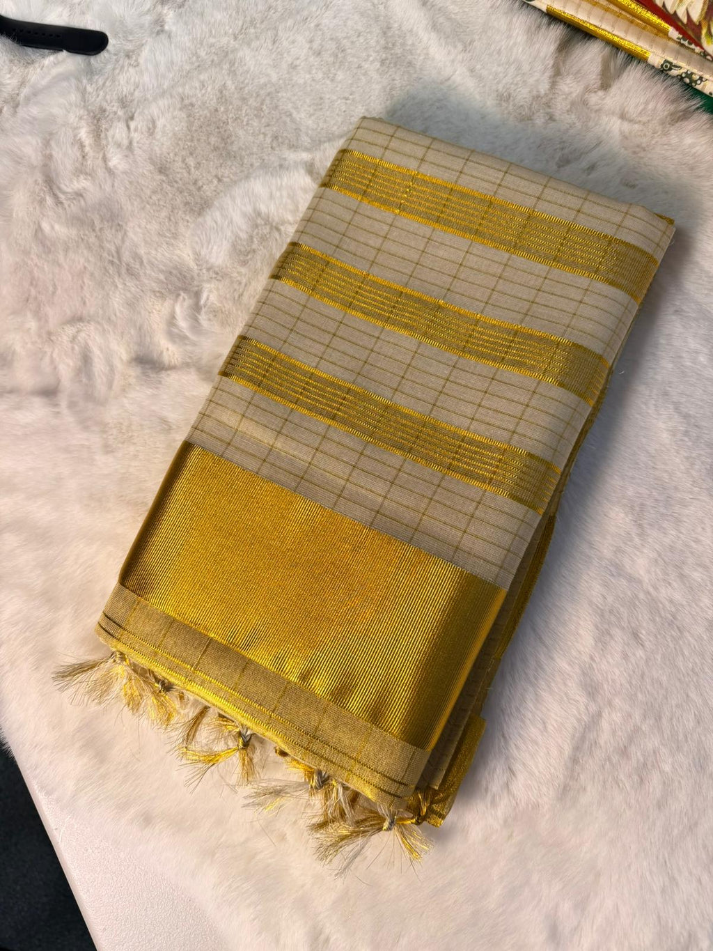 Classic Golden Checked Kerala Kasavu Saree