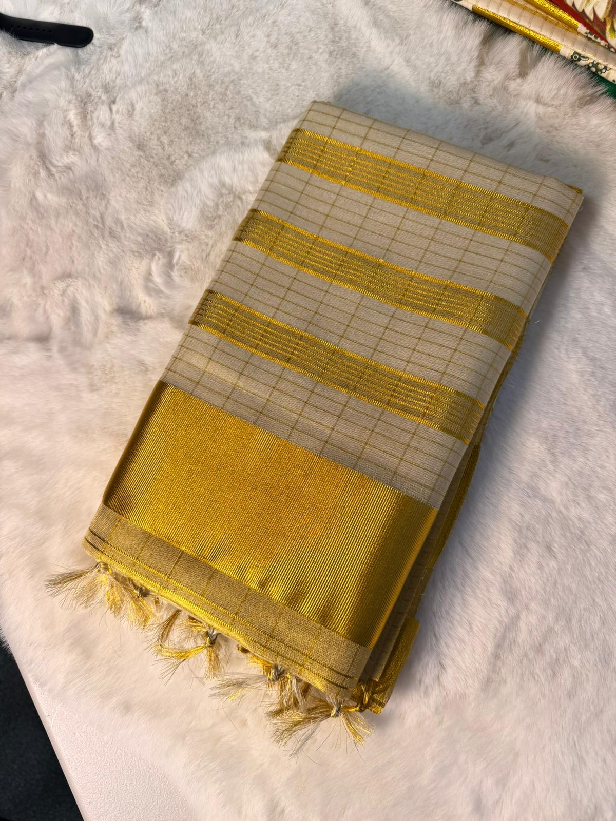 Classic Golden Checked Kerala Kasavu Saree