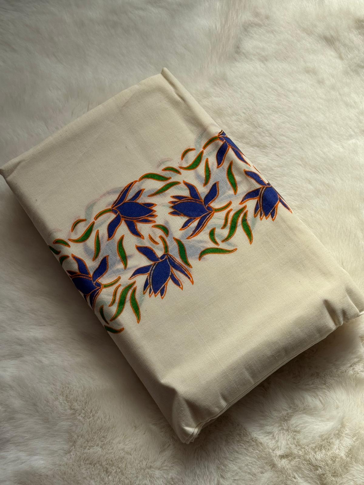 Traditional Kerala Printed Set Mundu with Matching Blouse Piece – Blue & Orange Floral Pattern
