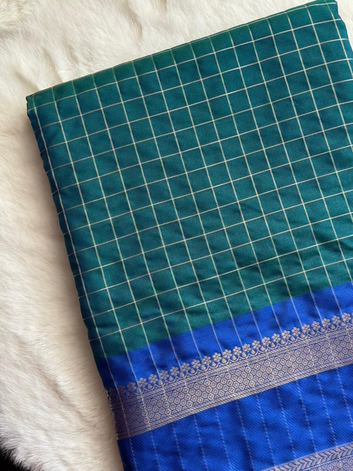 Emerald Green & Royal Blue Traditional Saree 💙💚