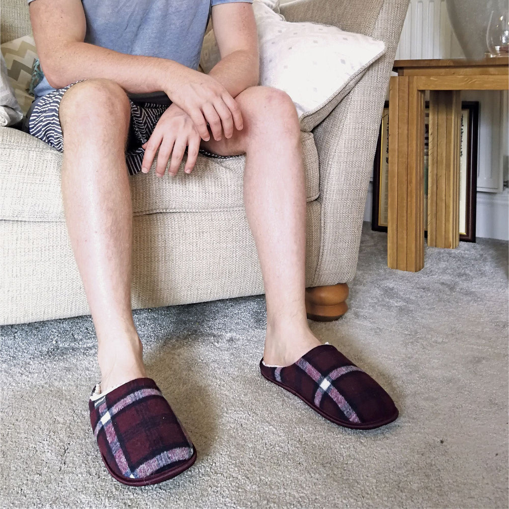 Mens Plush Fleece Lined Slip On Mule Checked Plaid Slippers (6 Sizes)