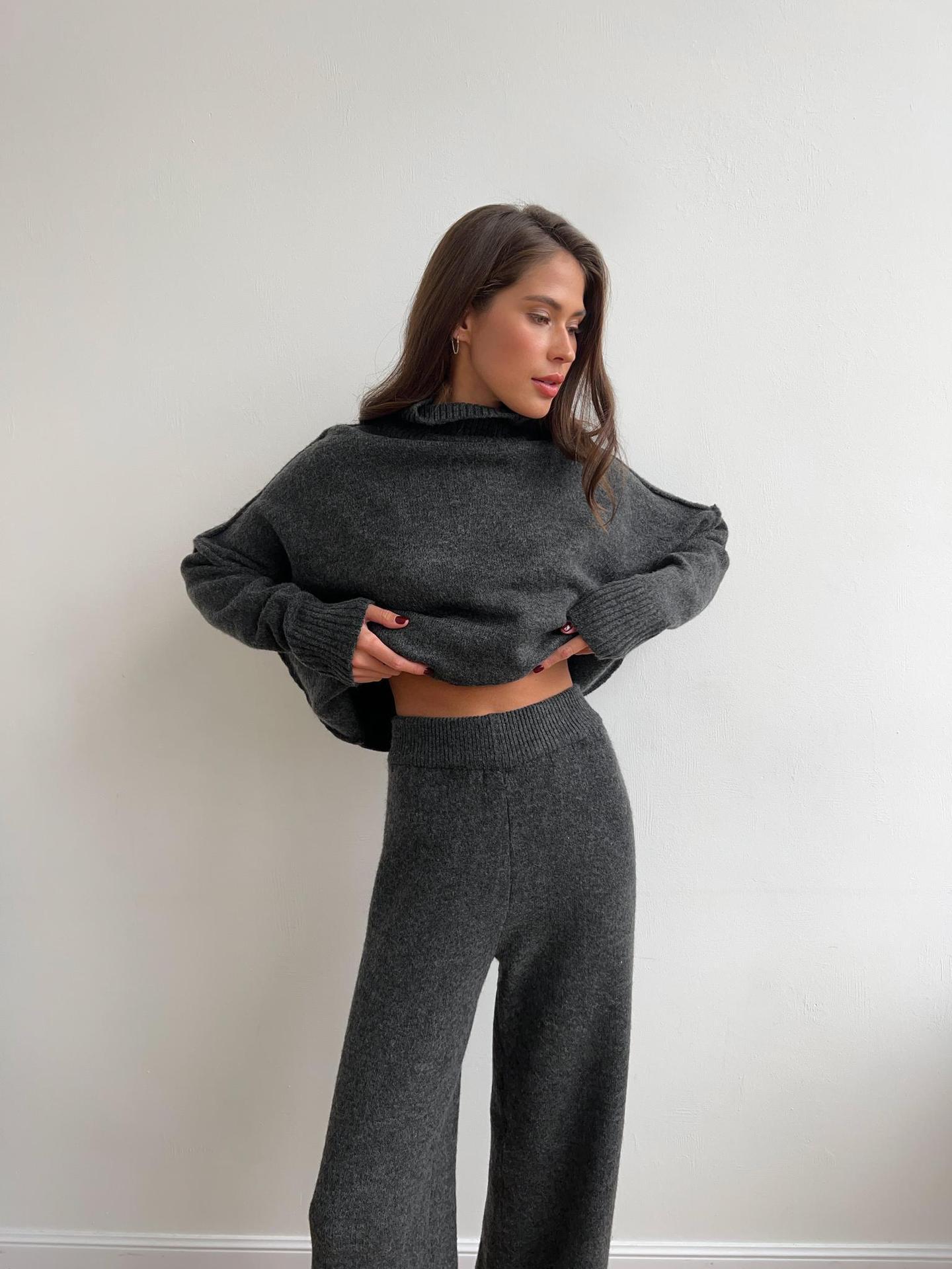 Fashionable With Side-slit Sweaters Women's Suit