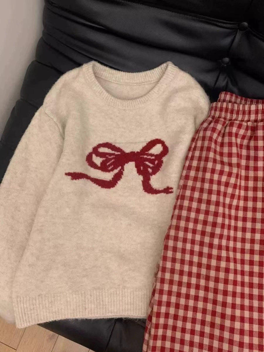 Round-neck Pullover Black Sweater With Bow Detailloose-fitting Comfy Knit Top