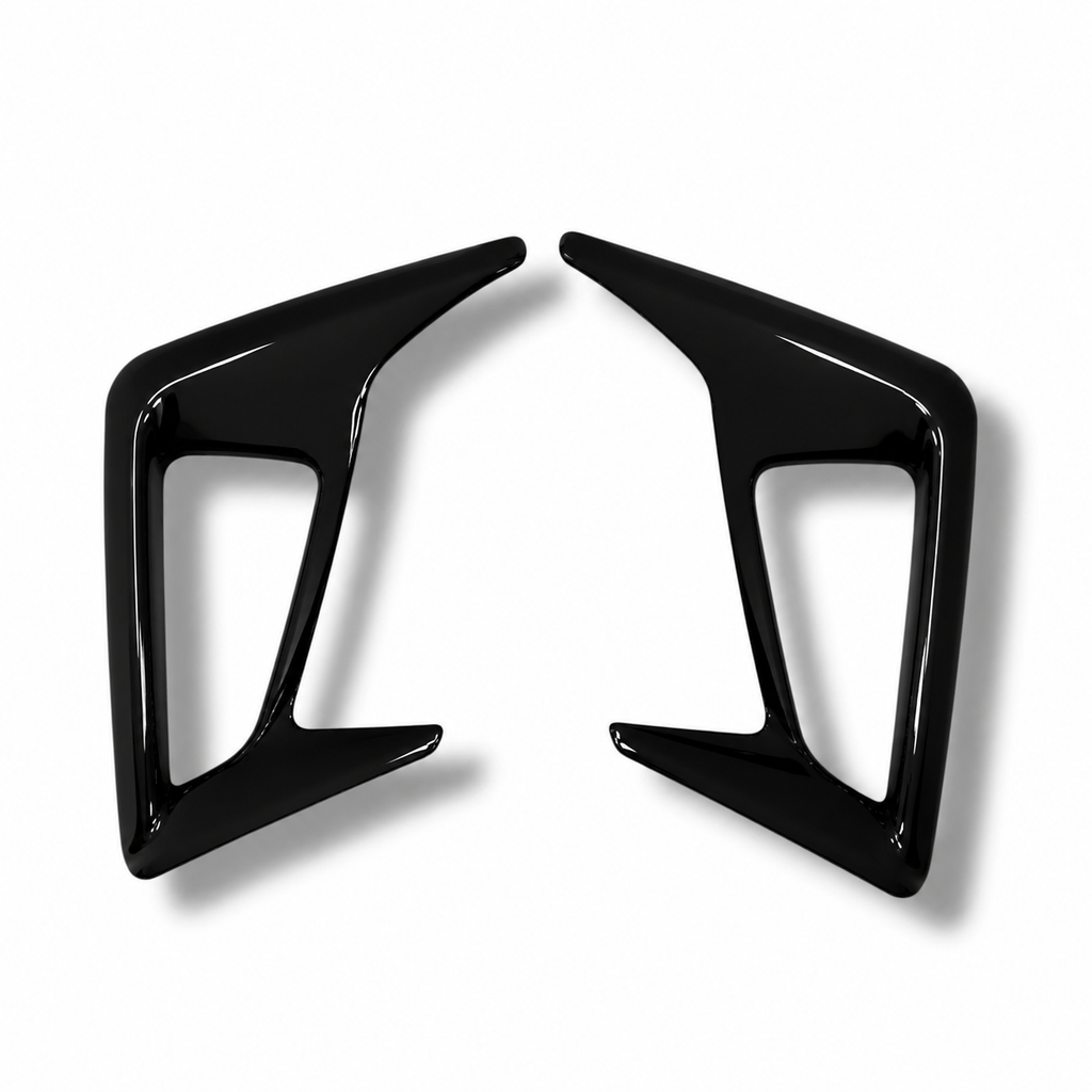 Rear Bumper Reflector Surround for MK4 / MK4.5 Focus | CEUK (Carbon Fibre Look OR Gloss Black)