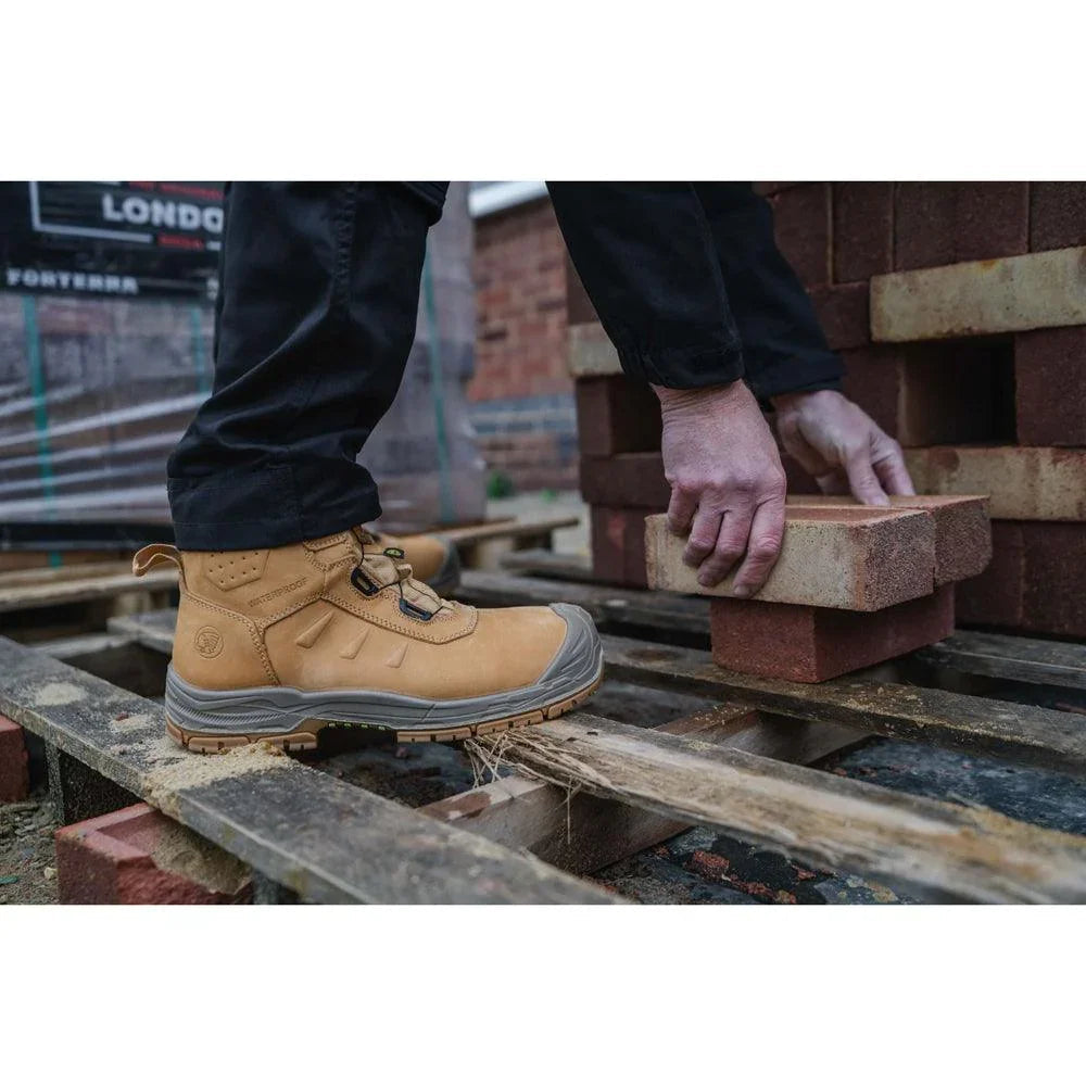 Apache Churchill Breathable Waterproof Composite Safety Boots