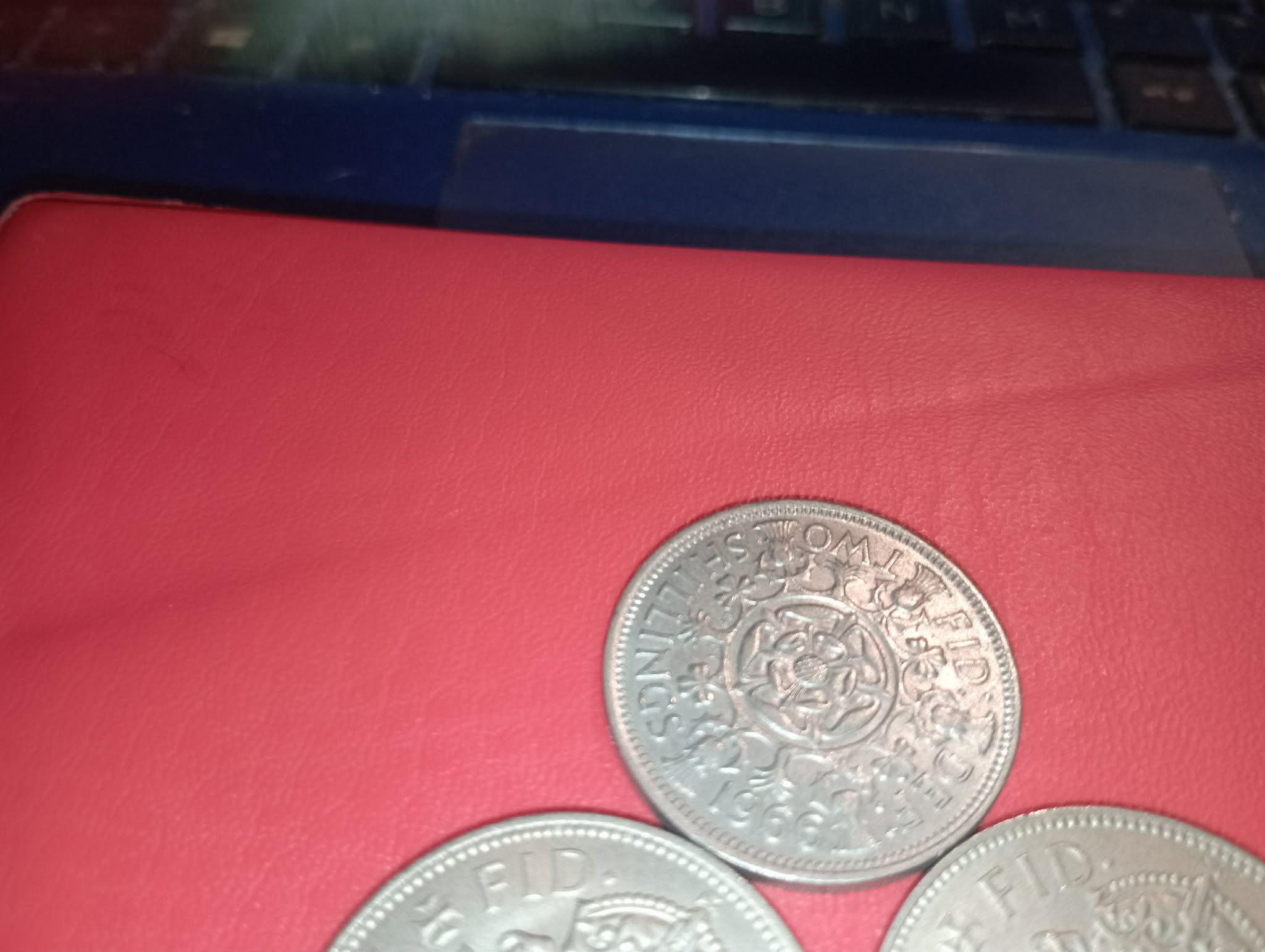 COIN : 3 DIFFERENT COINS - TWO SHILLING 1966, 1962&1967 HALF CROWN