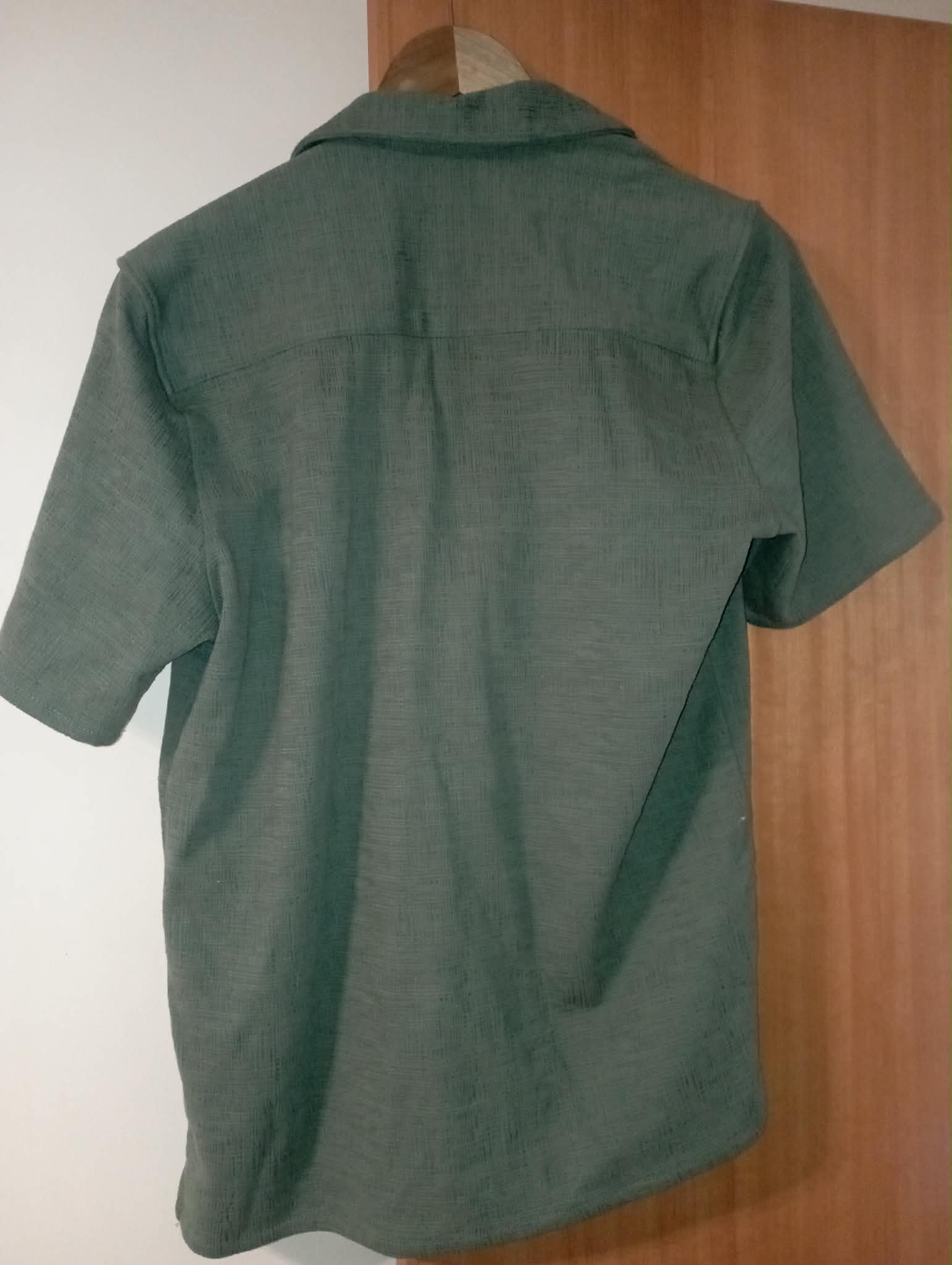 NEW with tag Men's Primark Green Regular Fit Button-Down Shirt (XS)