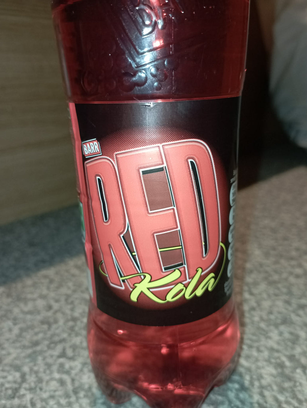 6 bottles BARR Red Kola SODA drink 500ml (A favourite in Scotland)