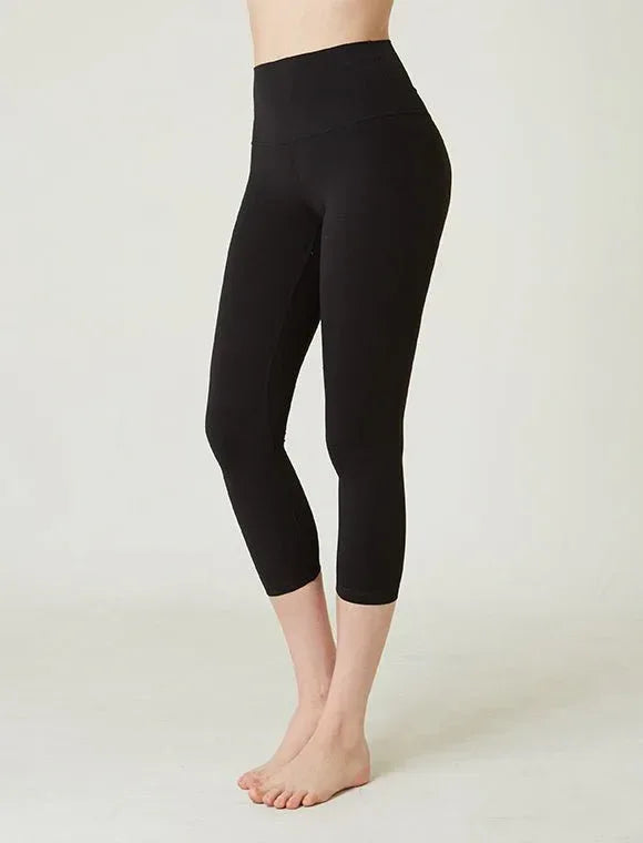 Comfortable Capri Leggings UK for Women – 21" Moisture-Wicking Stylish Fit