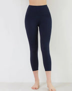 Comfortable Capri Leggings UK for Women – 21" Moisture-Wicking Stylish Fit
