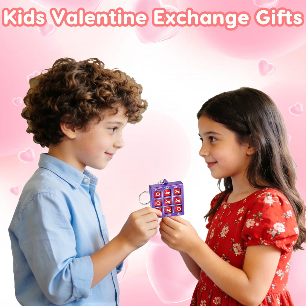 Basytodio 32pcs Tic Tac Toe Keychains – Party Favors & Classroom Prizes