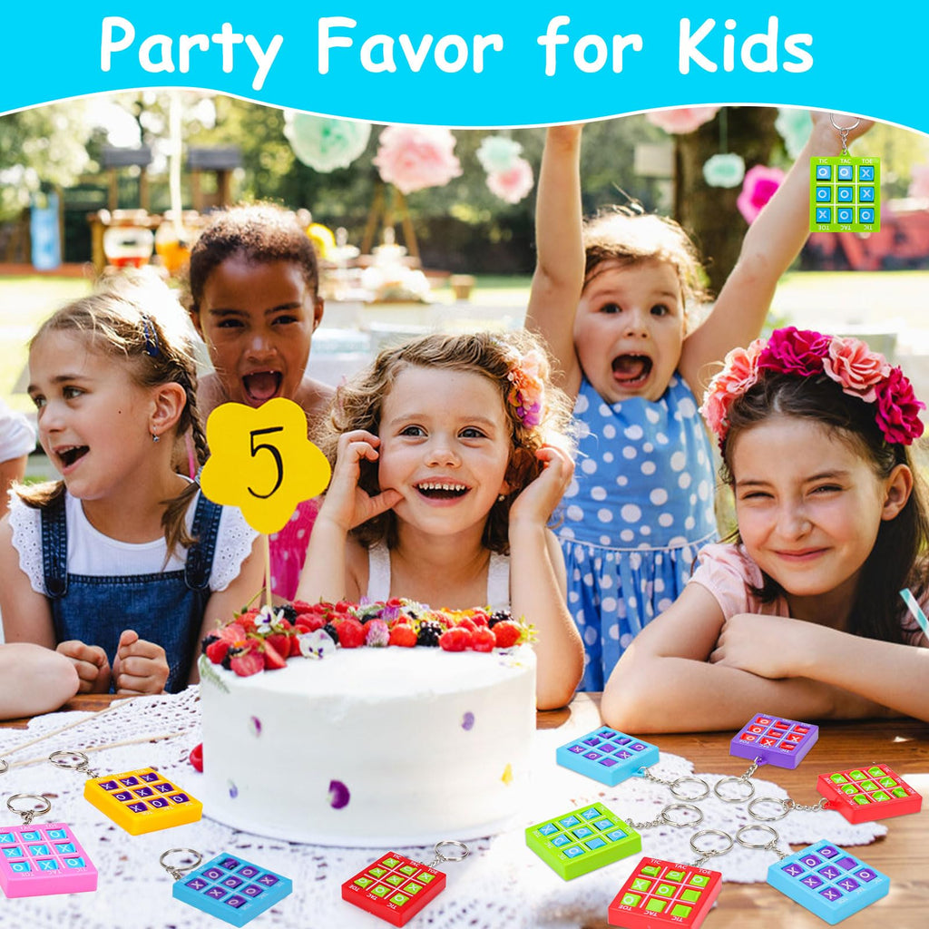 Basytodio 32pcs Tic Tac Toe Keychains – Party Favors & Classroom Prizes