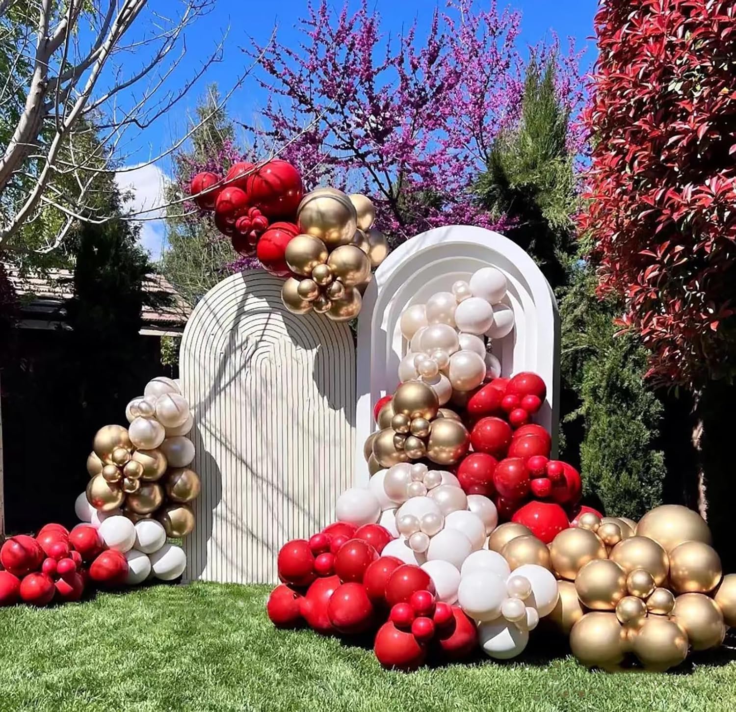 BAUANOOY 100pcs Red Balloons 12 Inch with Ribbon – Party Decorations