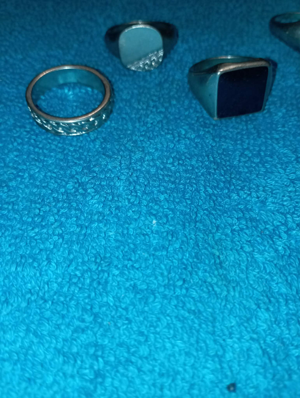 MENS 5 RINGS