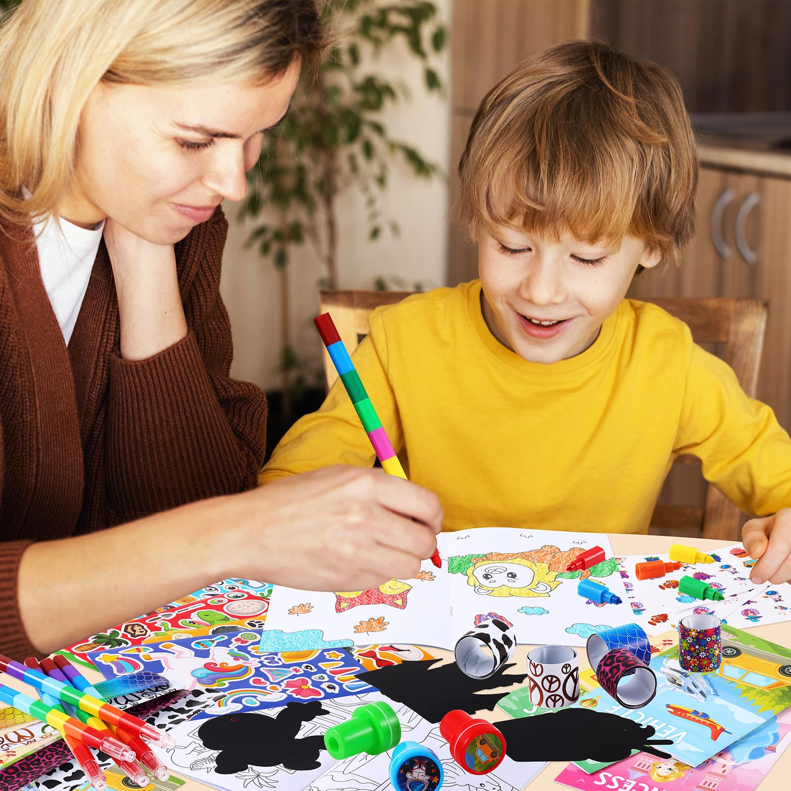 BenLouis 192Pcs Kids Party Favors: Mini Coloring Books, Crayons, Slap Bracelets & Stickers Set
